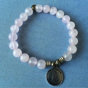 T Jazelle rose quartz conch charm bracelet